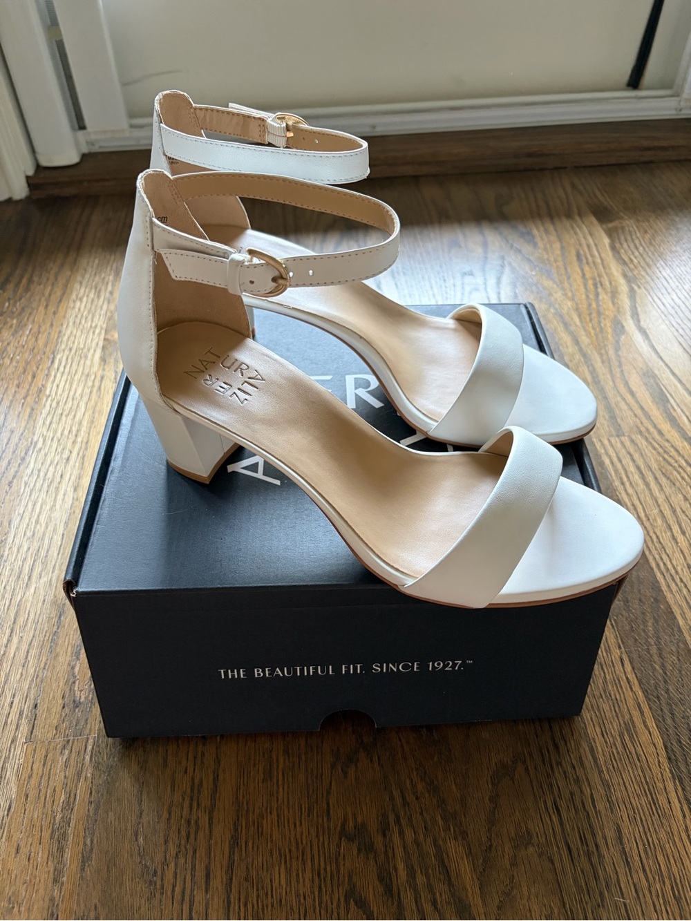 Naturalizer Vera Dress Sandal Block Heel